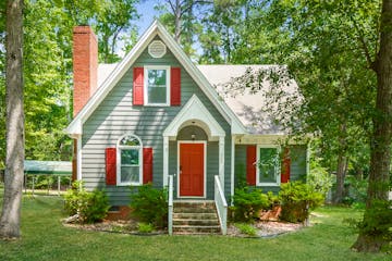 405 Hunters Ridge Dr Fuquay-Varina, NC 27526